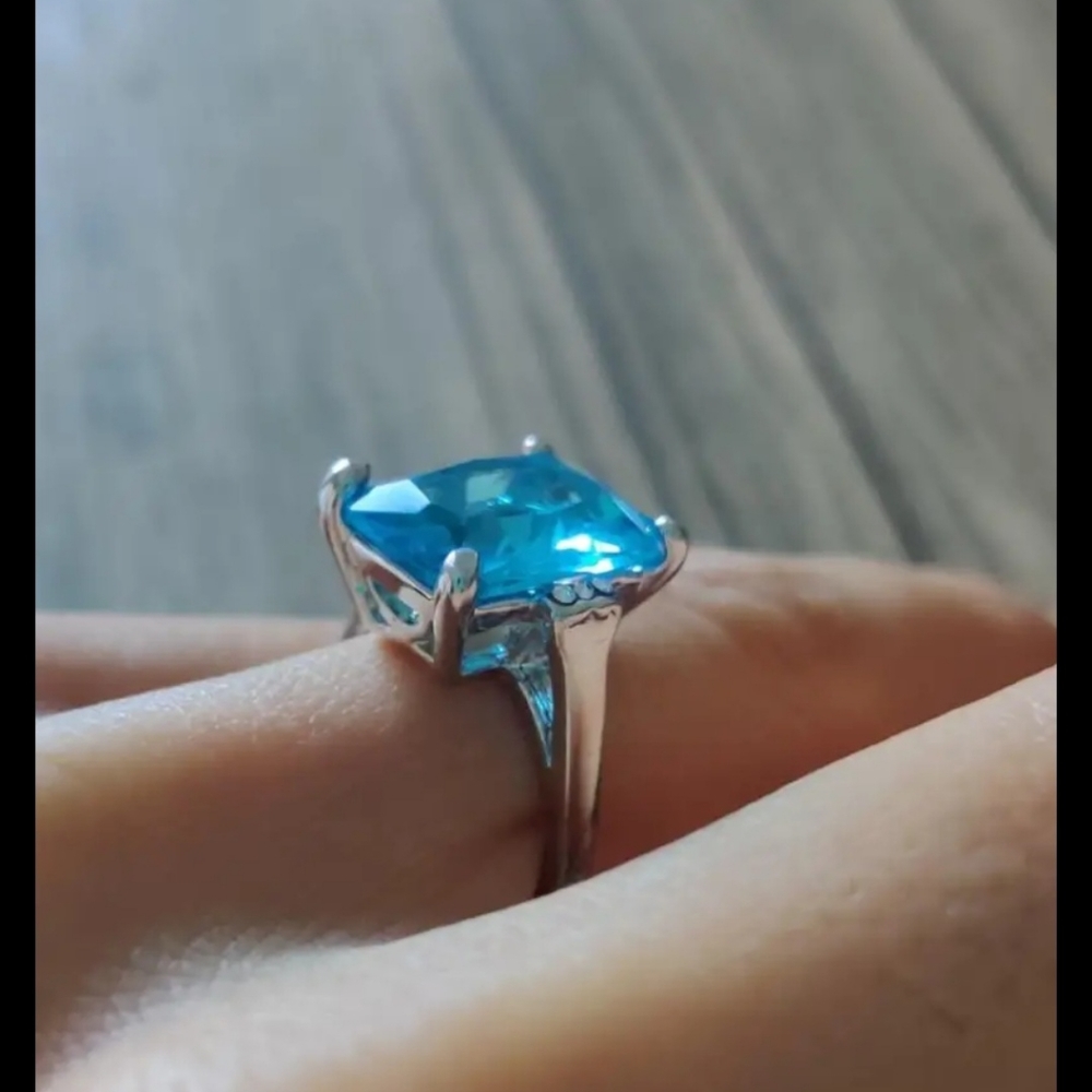 COPY - New Silver plated aquamarine ring 7 8